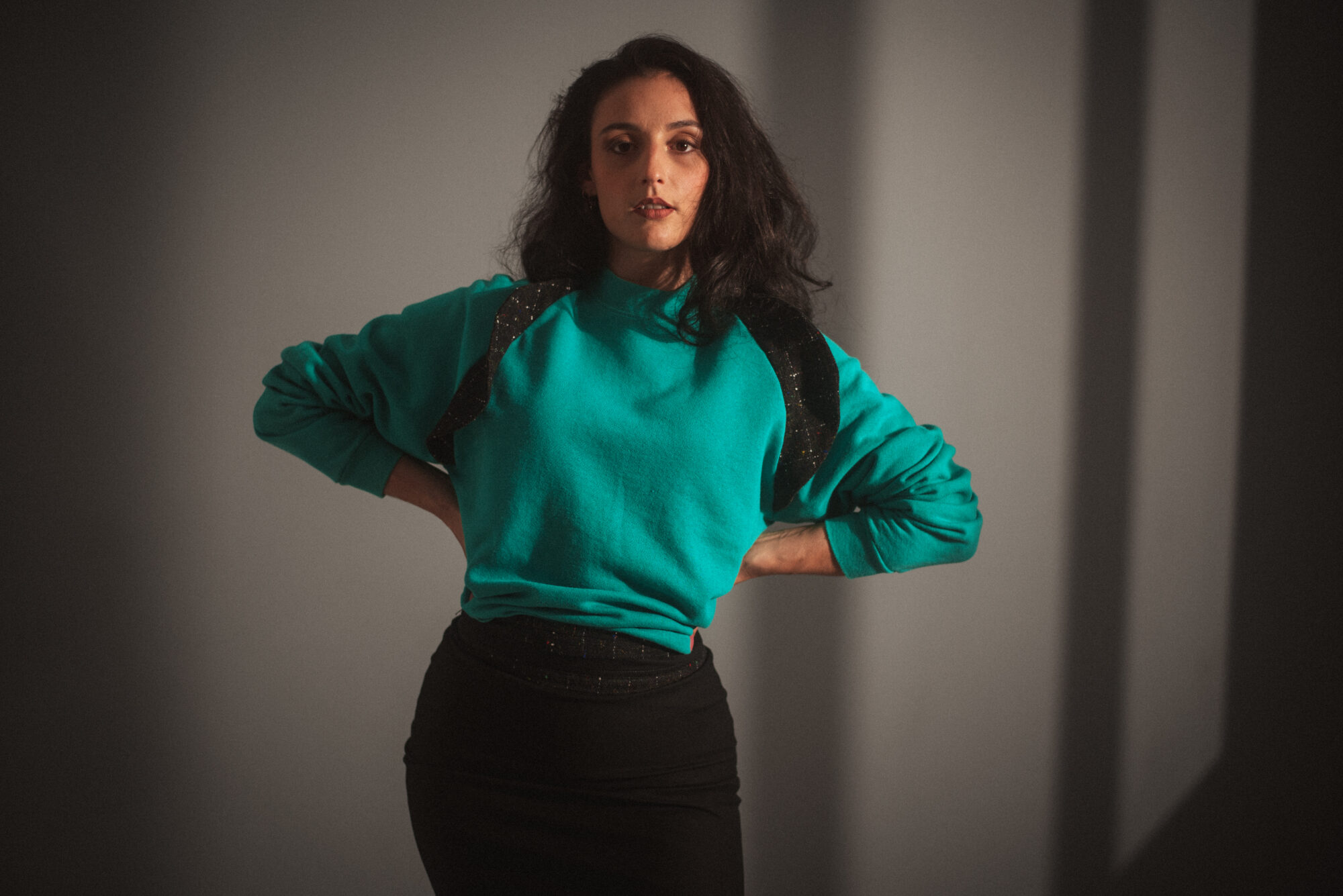 Sweat émeraude JADE - confortable et indispensable du dressing, en bi-matière et made in France